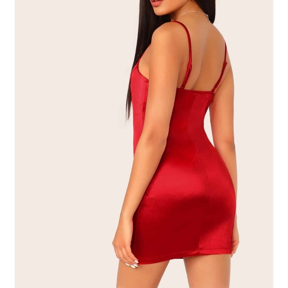 Bright Red Sleeveless Satin Bodycon Cami Dress - Picture 2 of 7